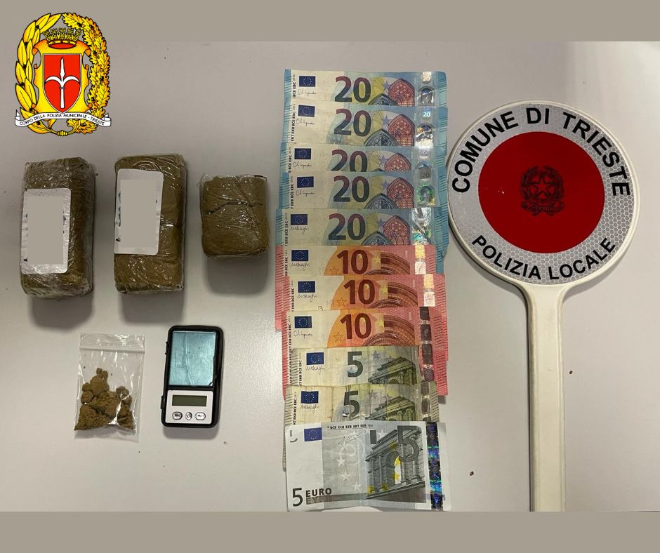 Continuano le indagini al contrasto del traffico di sostanze stupefacenti – La Polizia Locale di Trieste sequestra 250 grammi di hashish